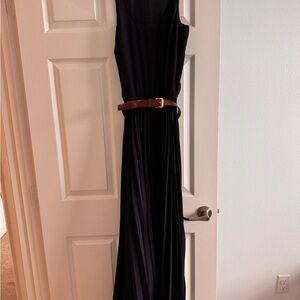 Elegant Navy Sleeveless Dress